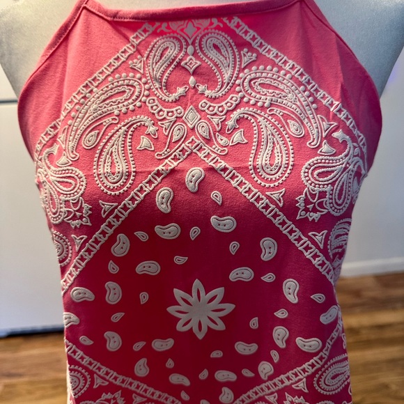 Design by Olivia Women's Sexy Paisley Bandana/Tie dye
Halter Top - Picture 3 of 7